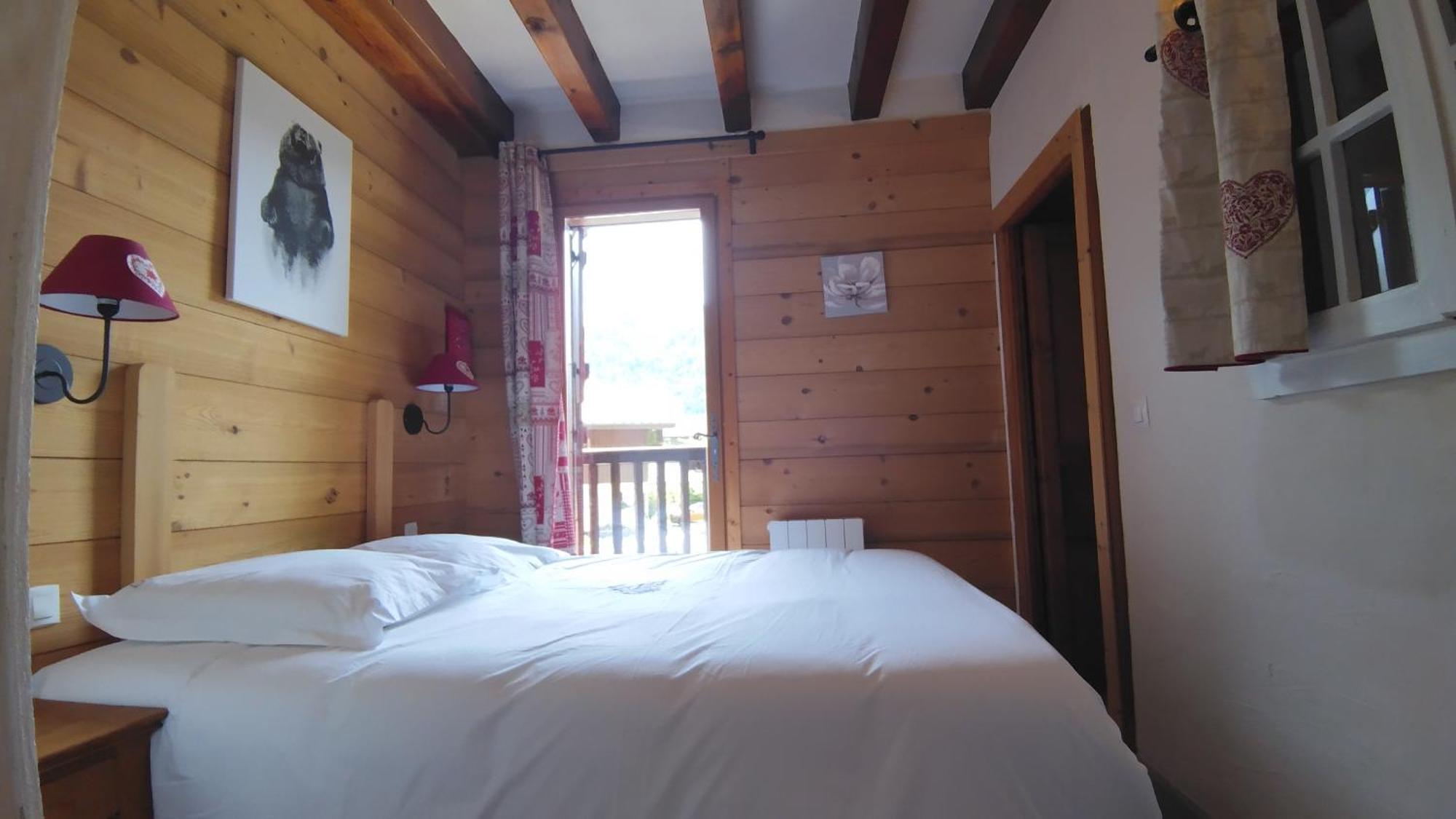 Chalet La Ferme D'Henriette, A Samoens Room photo